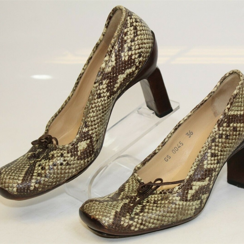 GRAYE - ITALIAN SNAKESKIN LEATHER PUMPS